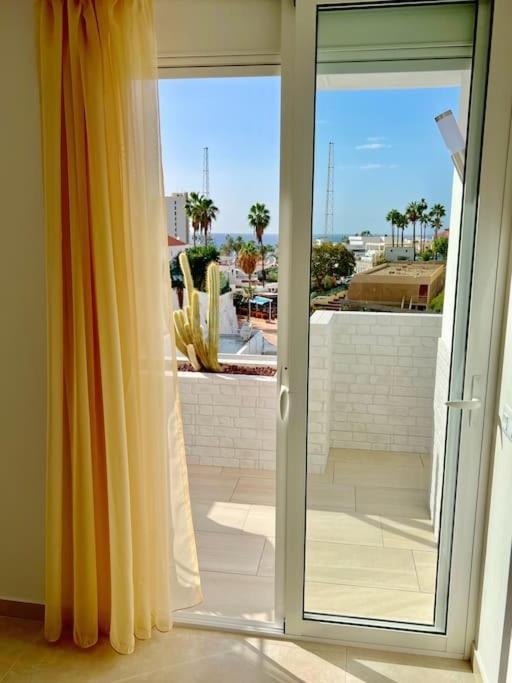 Apartment Sunny On The Paradise Coast. *